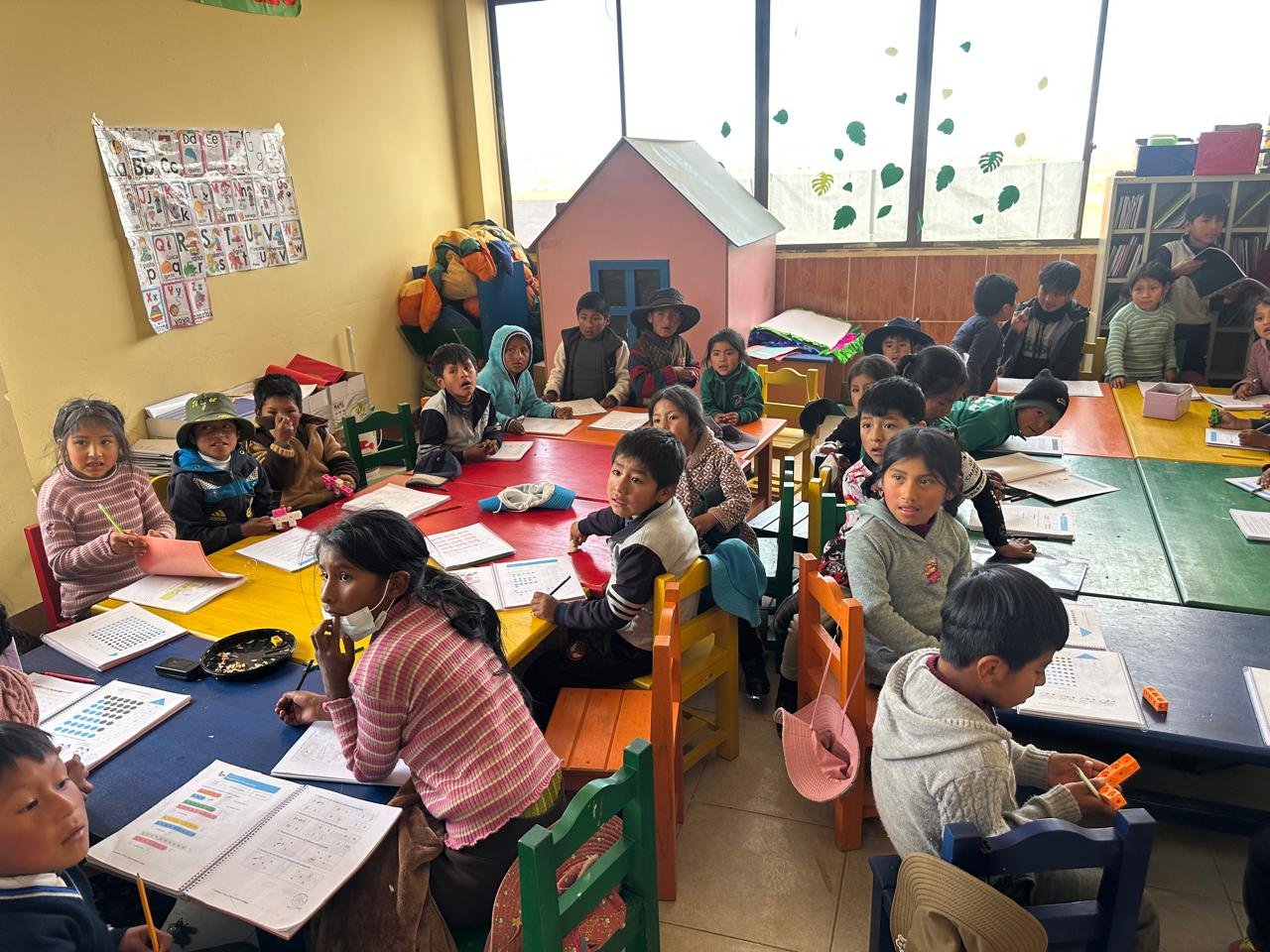 Niños jugando con números